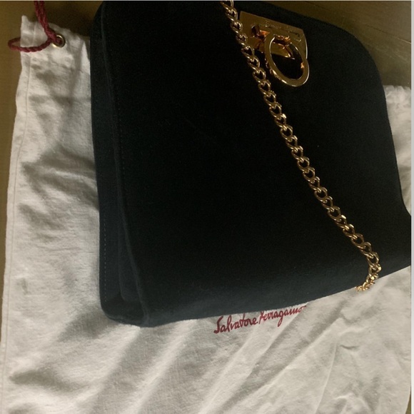 Salvatore Ferragamo Shoulder Bag - Picture 5 of 5